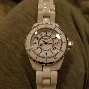 Classic white Stuhrling watch
